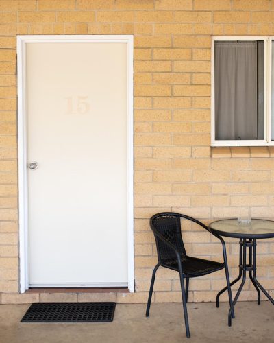 Outside view of Room 15 at Mundubbera Motel